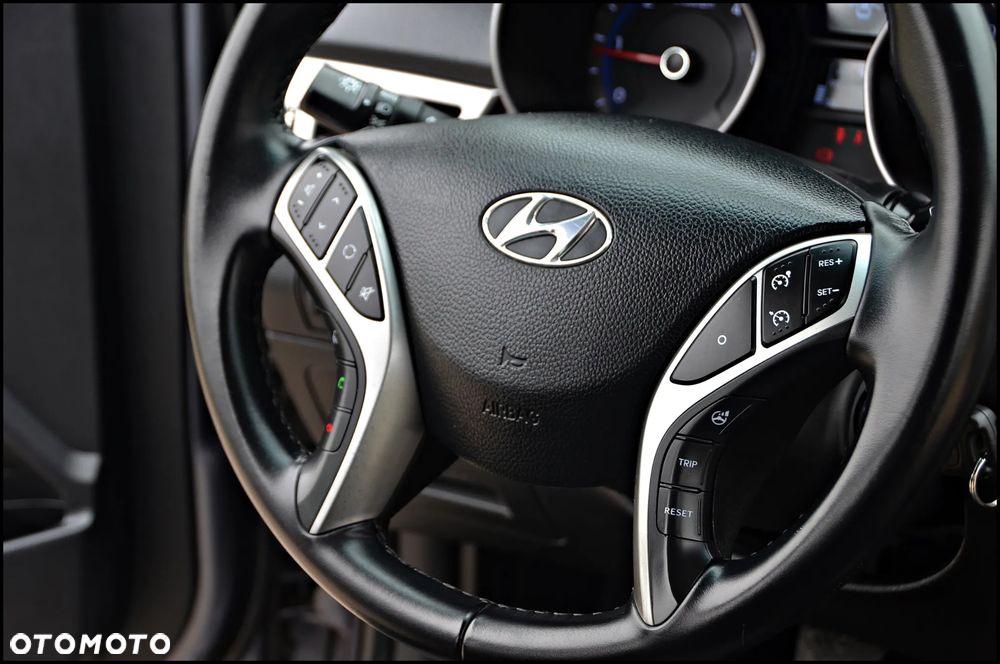 Hyundai i30 1.6 CRDi Premium - 34