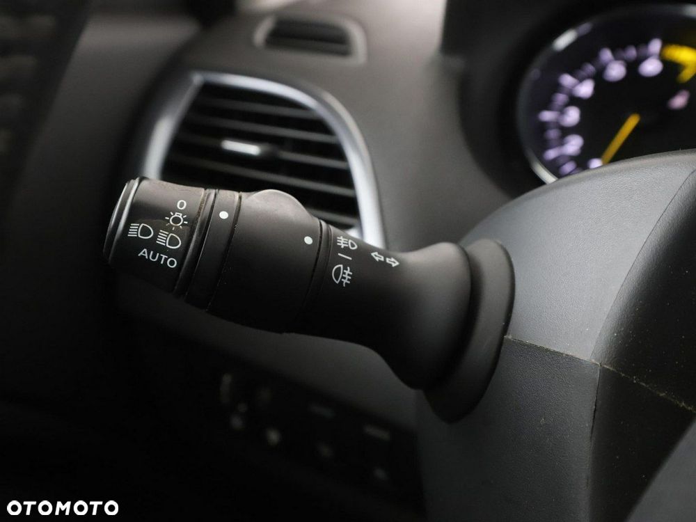 Renault Megane ENERGY TCe 130 LIMITED - 32