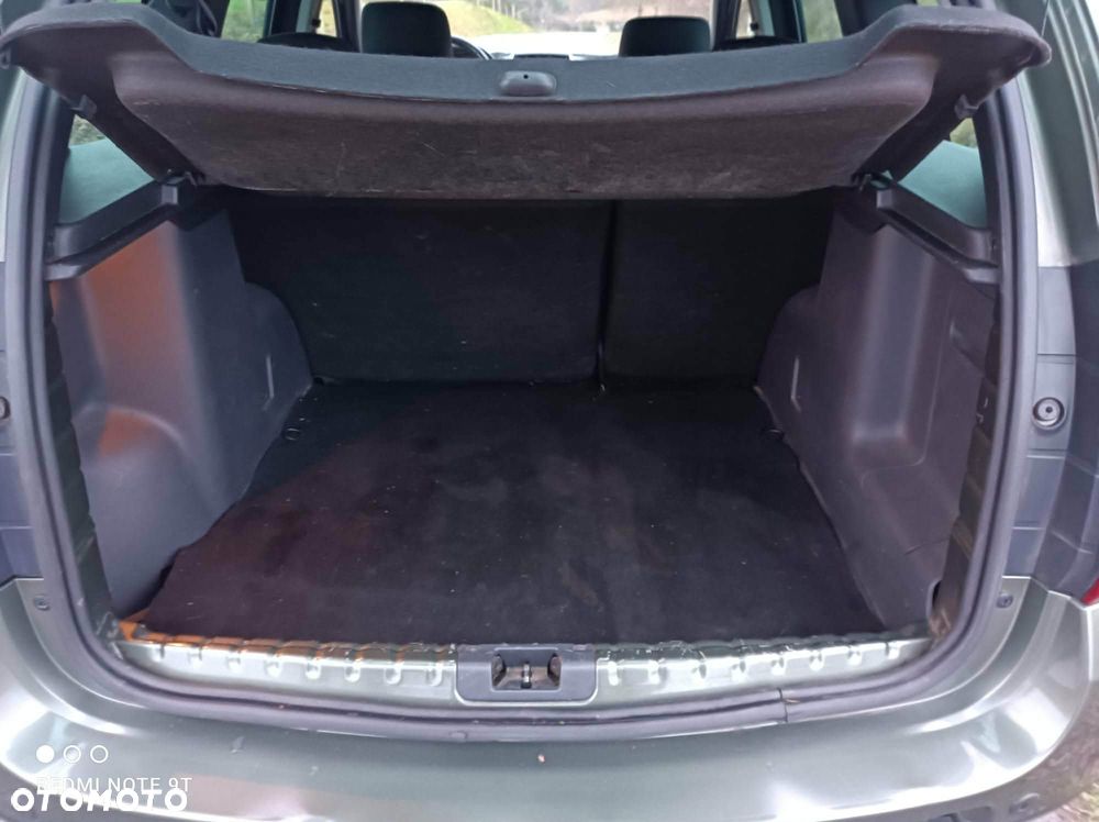Dacia Duster dCi 110 FAP 4x2 Urban Explorer - 10