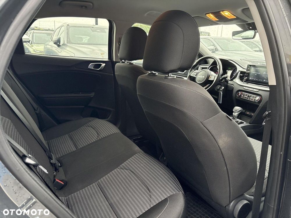Kia XCeed 1.5 T-GDI M DCT - 12