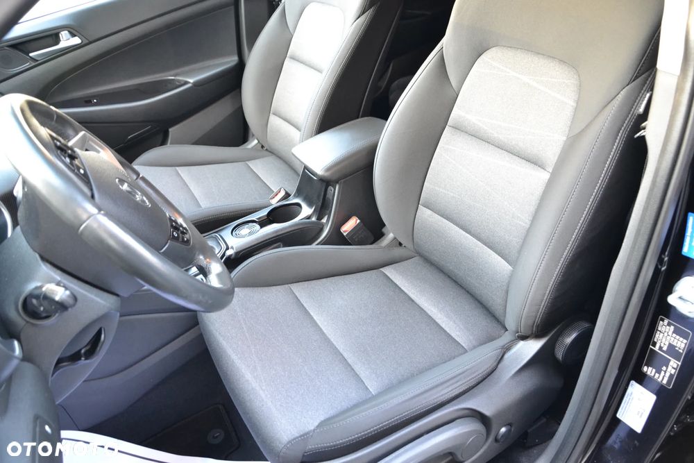 Hyundai Tucson 1.6 GDi 2WD DCT Select - 30