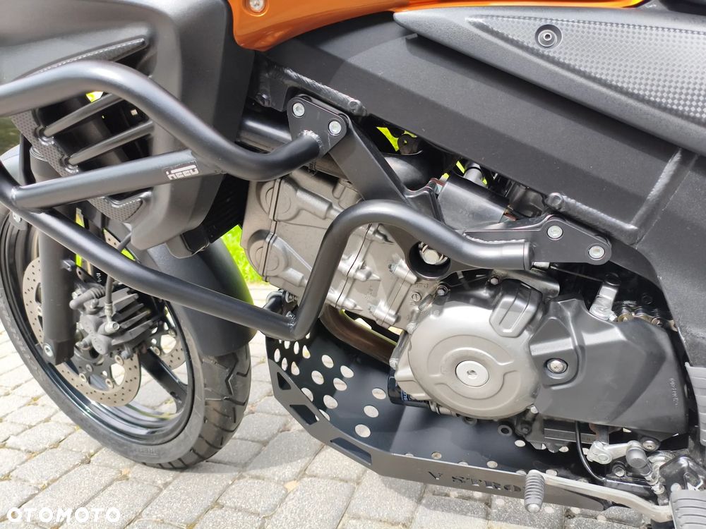 Suzuki V-STROM - 13
