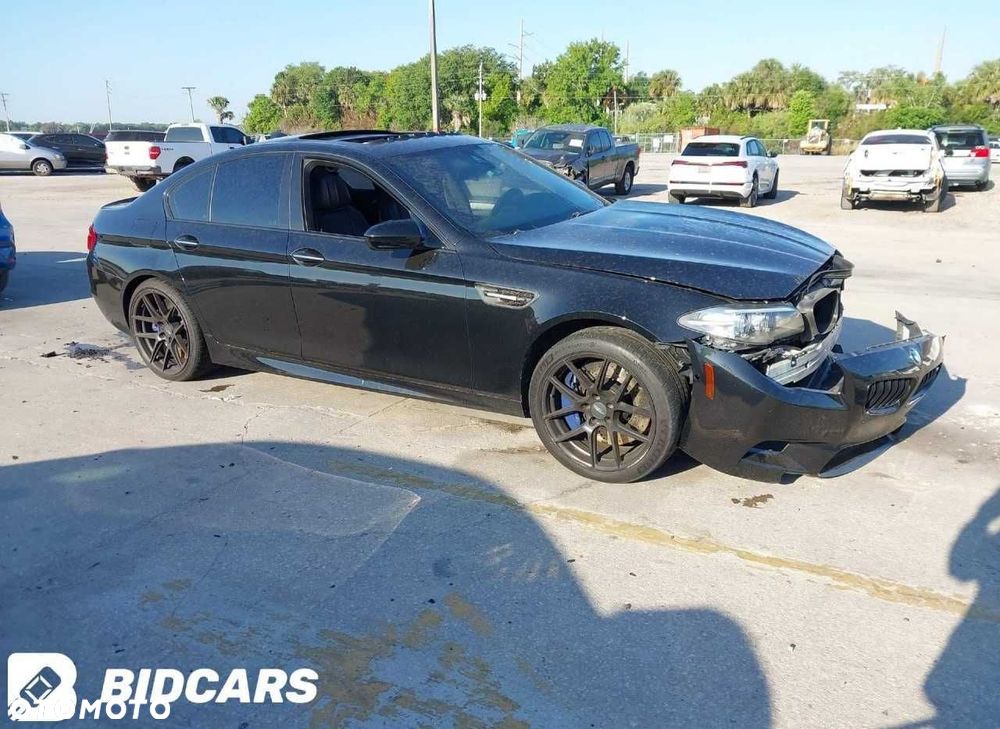 Części do BMW M5 2014, 4.4L RWD, wersja USA. - 4