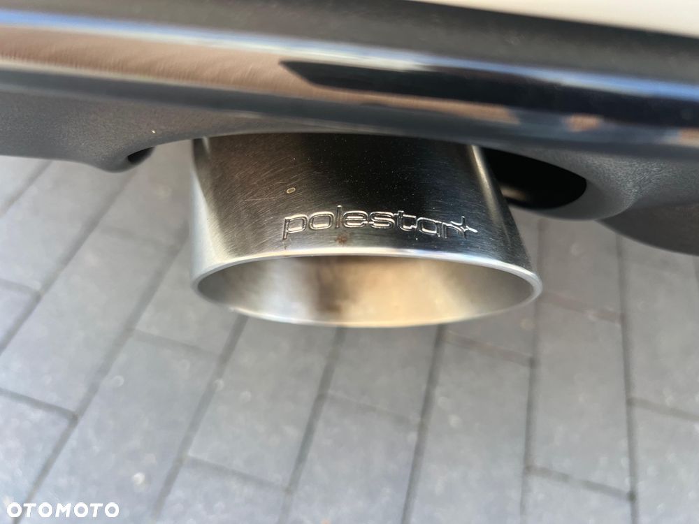 Volvo XC 60 D5 AWD R-Design Momentum - 12