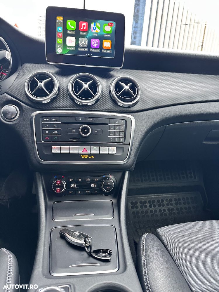 Mercedes-Benz GLA 180 7G-DCT UrbanStyle Edition - 13