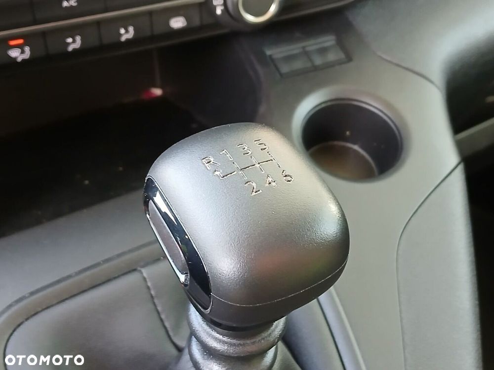 Toyota PROACE CITY - 31