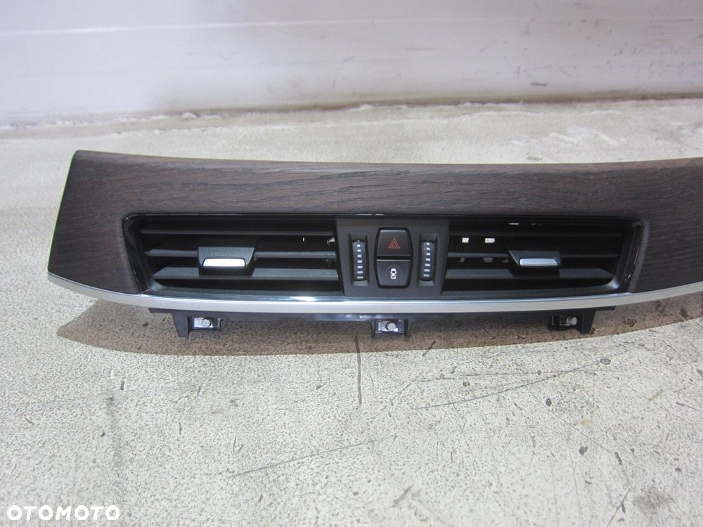 BMW X1 F48 LISTWY KRATKI DEKORY DESKI DRZWI AMBIENTE PERLGLANZ 9347753 LED - 3