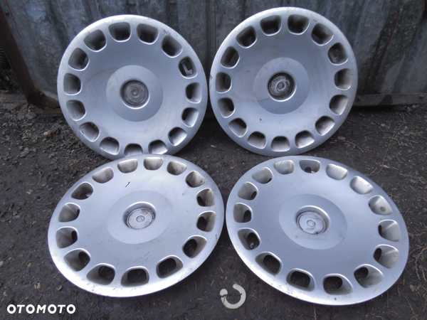 KOŁPAKI KOMPLET 4 SZT 15 Cali BMW 5 36131093324
