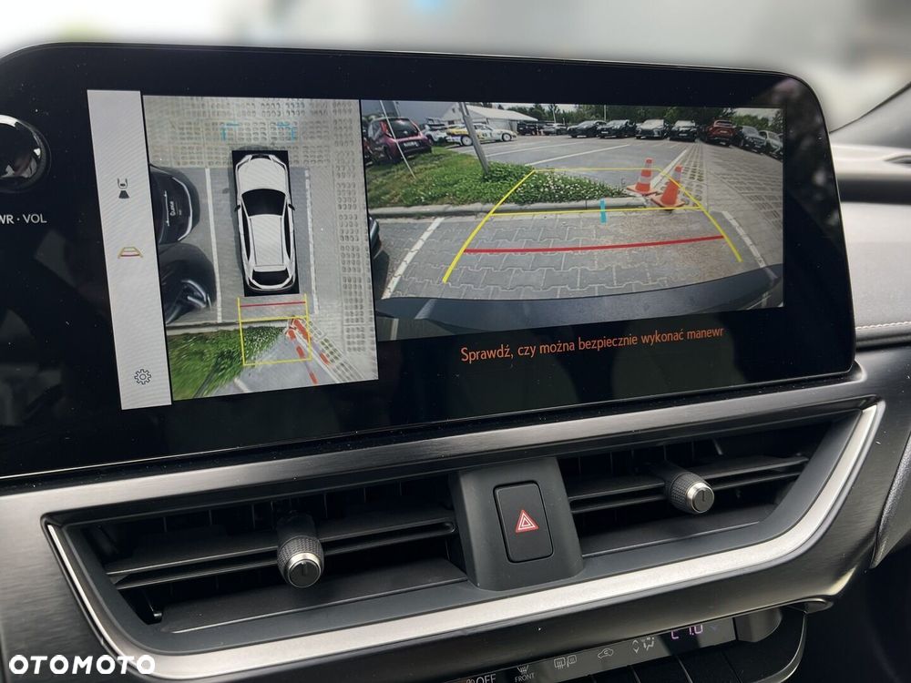 Lexus UX 300h F Sport - 25