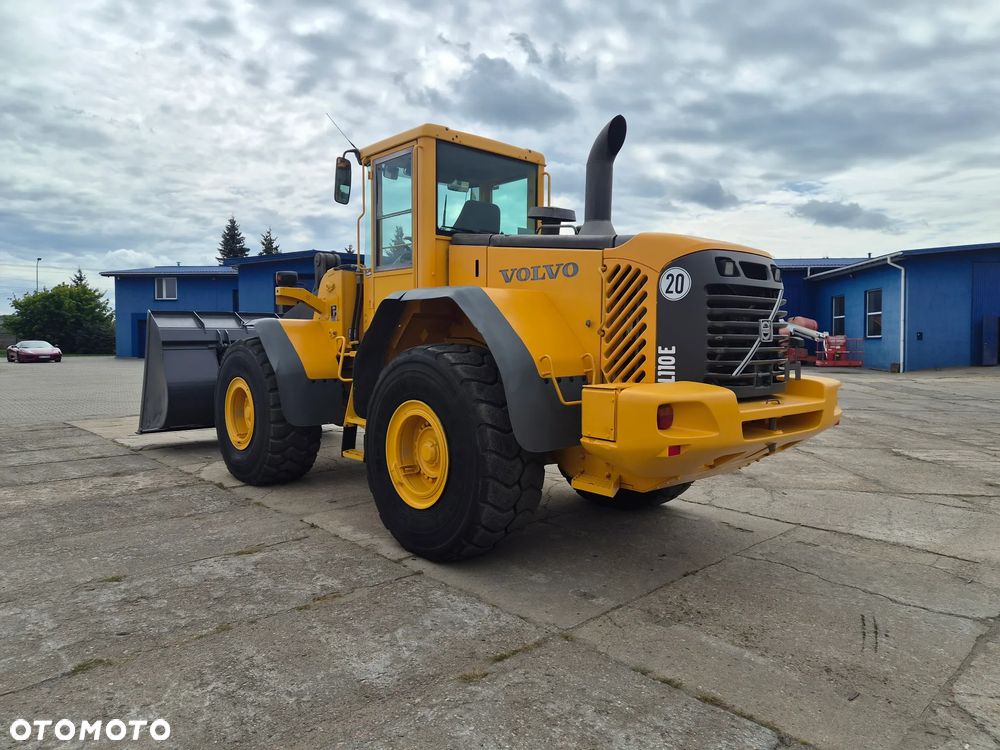Volvo L 110 E spr z Niemiec tylko 6815 mtg !!! - 3
