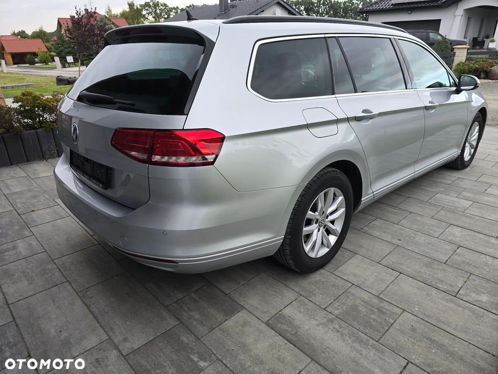 Volkswagen Passat - 6