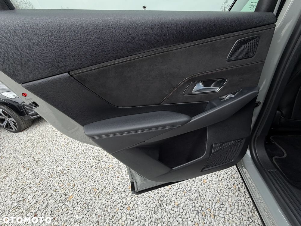 DS Automobiles DS 7 Crossback 1.6 E-Tense Performance Line + - 29