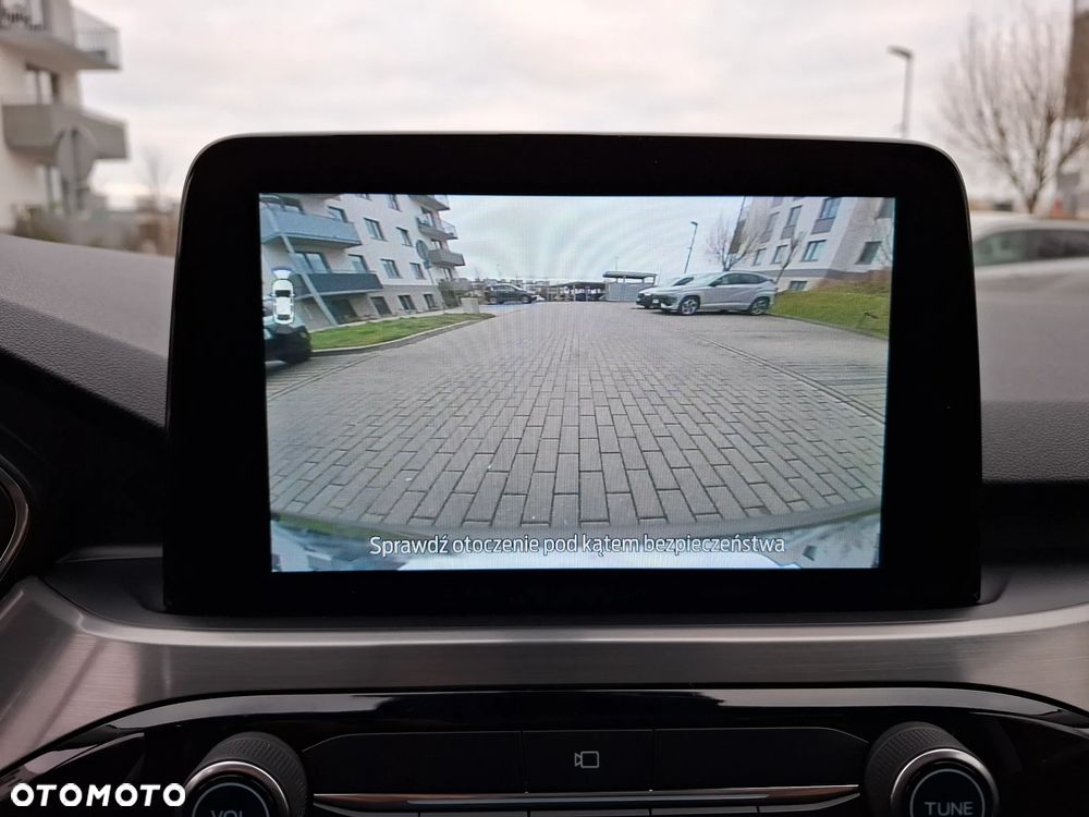 Ford Kuga 1.5 EcoBoost FWD Titanium ASS MMT6 - 24