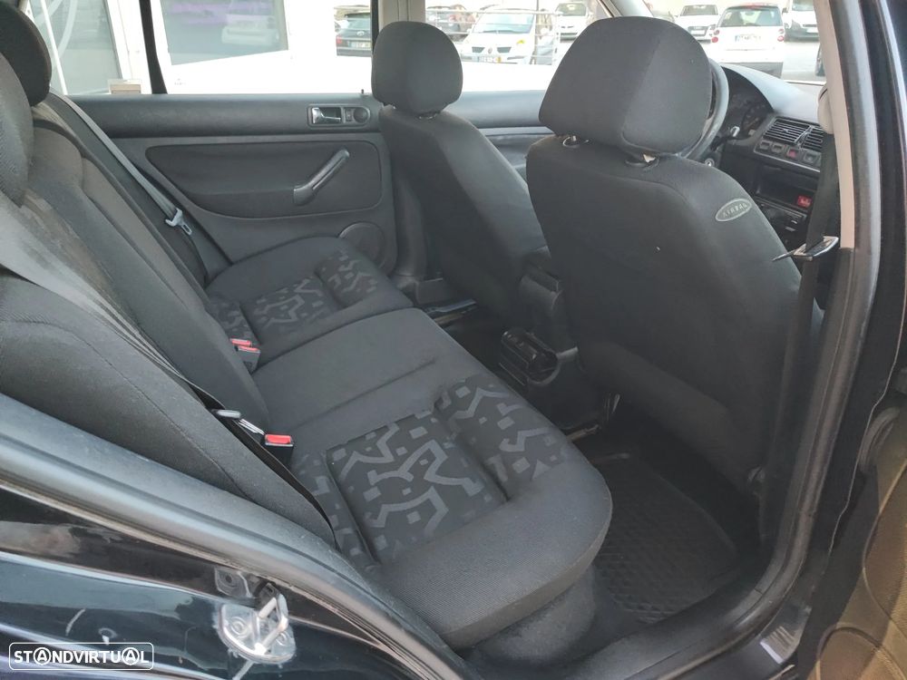 VW Golf 1.4i Confortline JE - 16