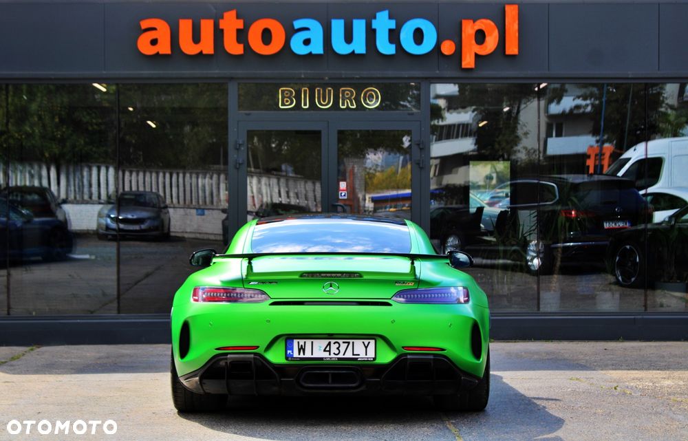 Mercedes-Benz AMG GT R - 4
