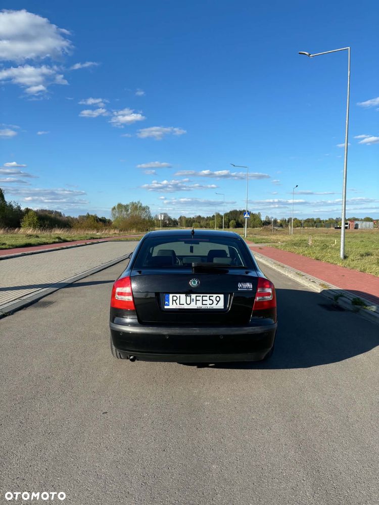 Skoda Octavia - 2