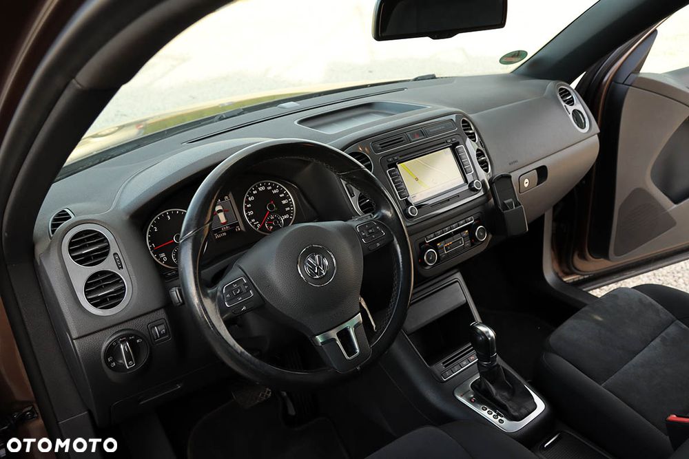 Volkswagen Tiguan 2.0 TDI DPF 4Motion DSG Sport & Style - 23