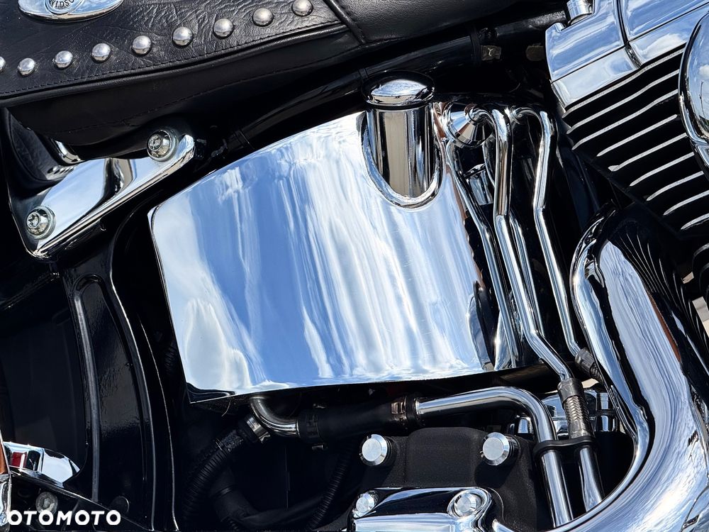 Harley-Davidson Softail Heritage Classic - 12