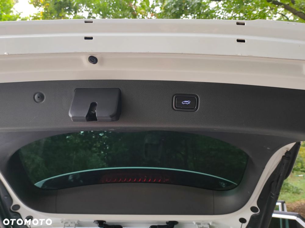 Hyundai Tucson 2.0 CRDI Premium 4WD - 22
