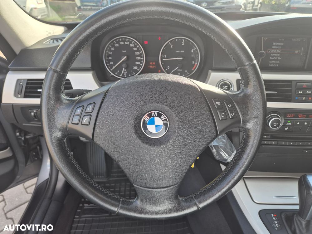 BMW Seria 3 - 21