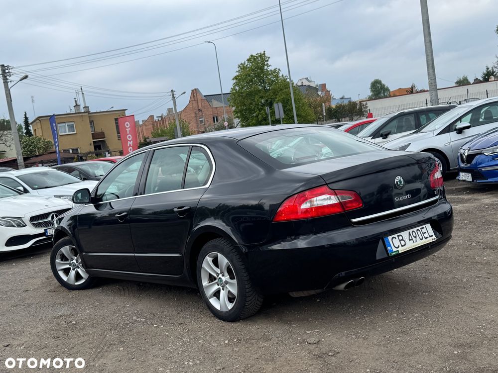 Skoda Superb 2.0 TDI Comfort - 2