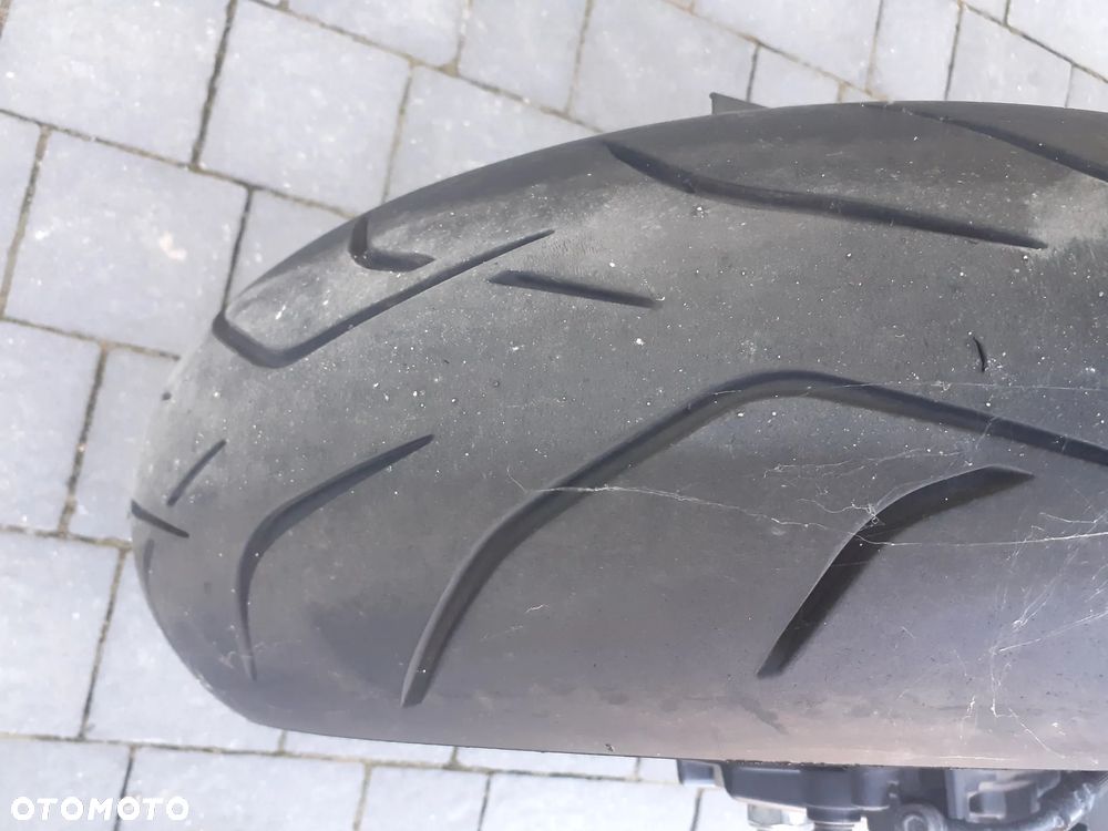 Yamaha FZ - 22