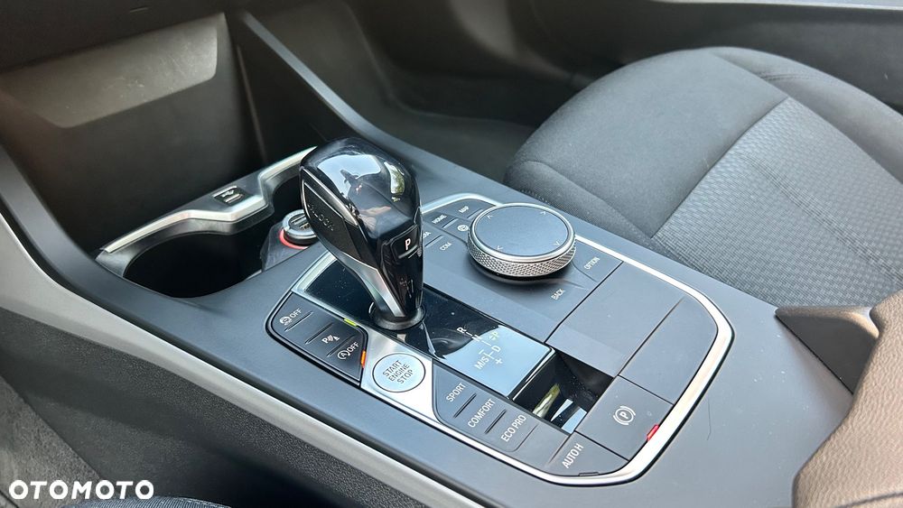 BMW Seria 1 118i - 7