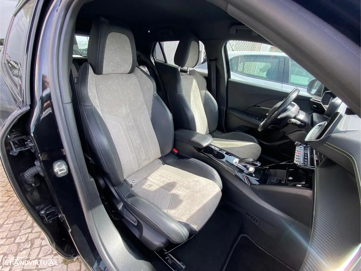 Peugeot e-2008 50 kWh GT Pack - 20