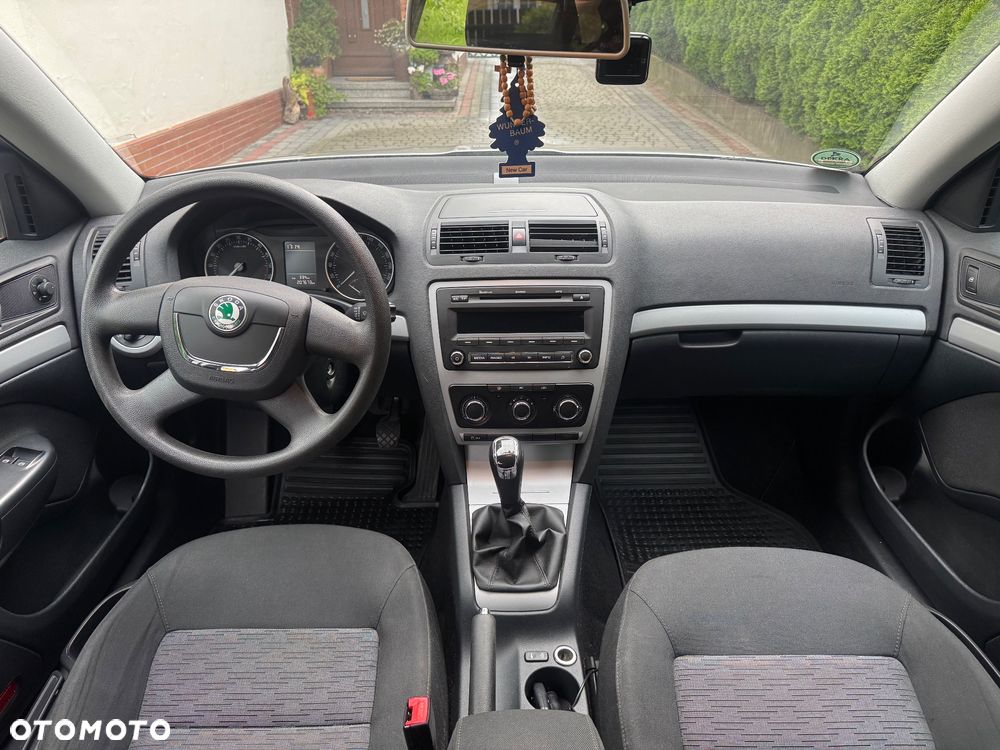 Skoda Octavia 1.6 TDI Ambiente - 6