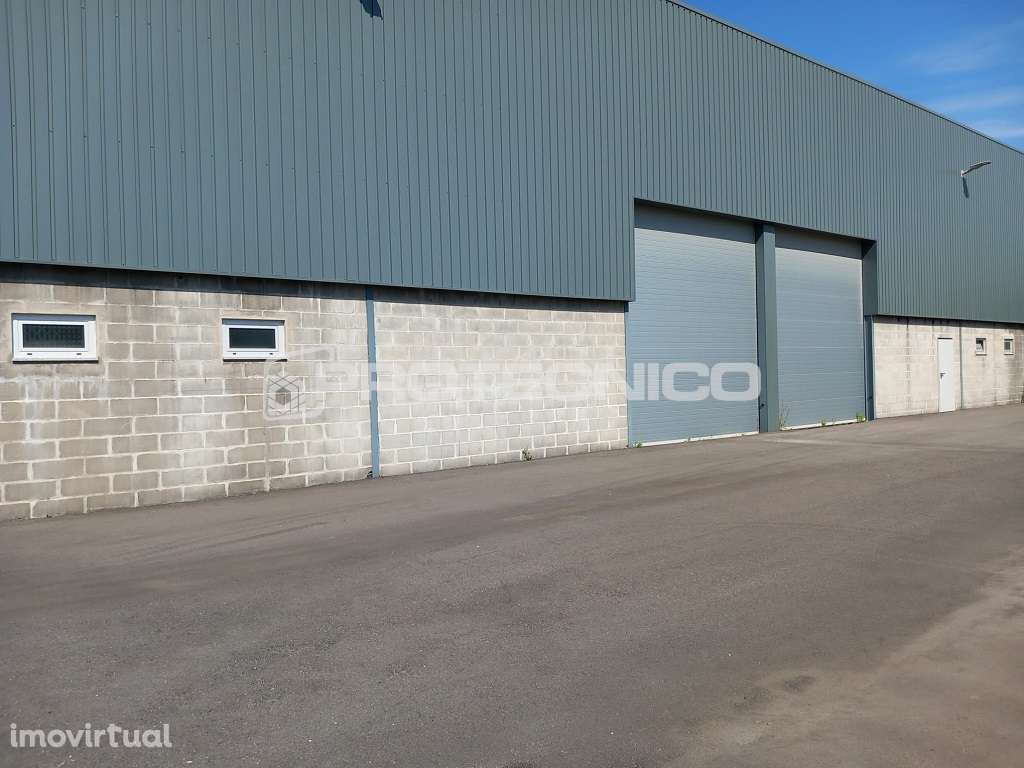 Armazém c/ 675m2 – Z. I. da Palhaça - Grande imagem: 2/36