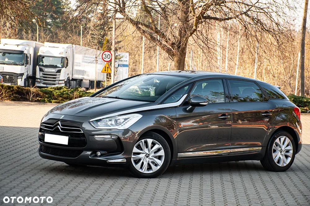 DS Automobiles DS 5 - 9