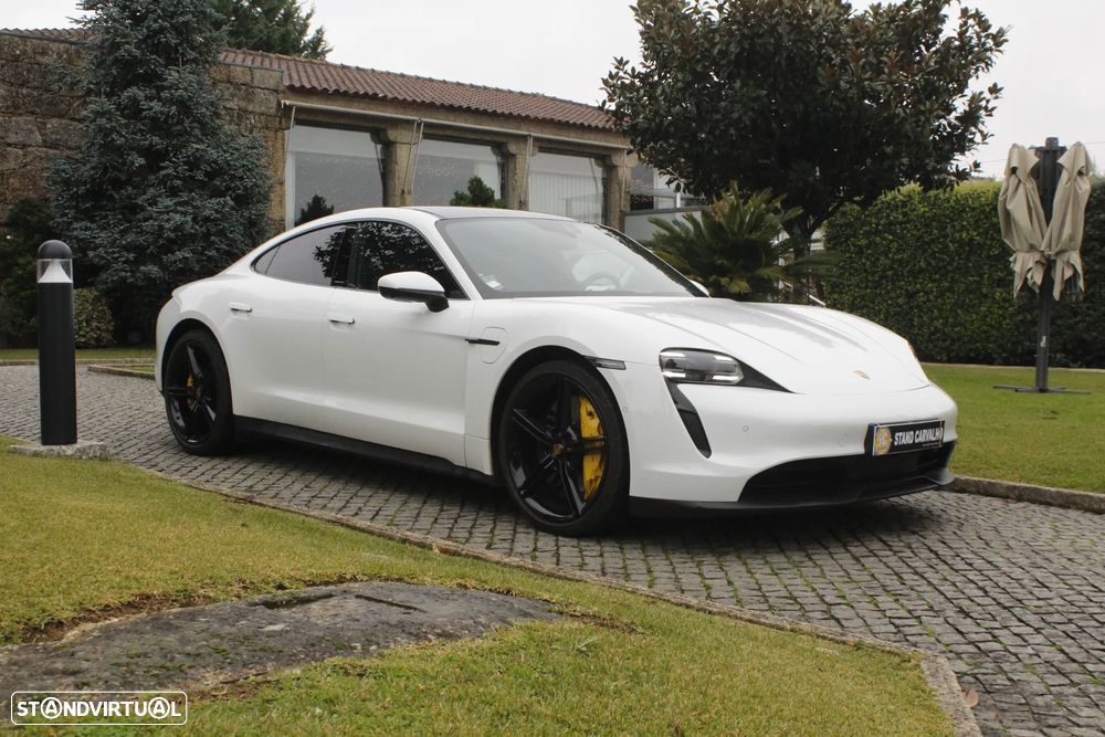 Porsche Taycan 4S - 8