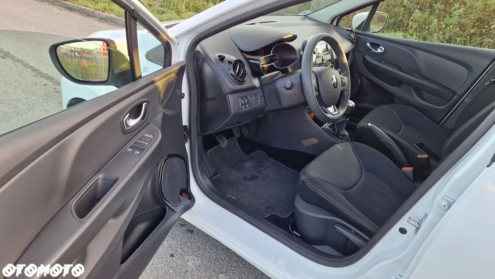 Renault Clio 0.9 TCe Limited - 10