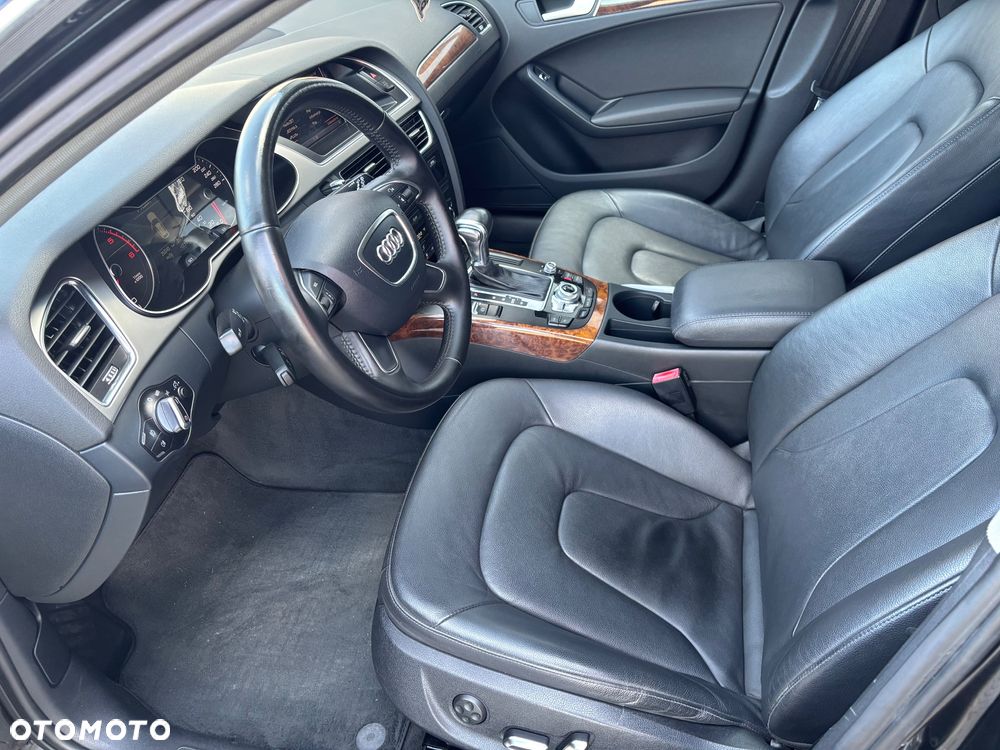 Audi A4 - 24