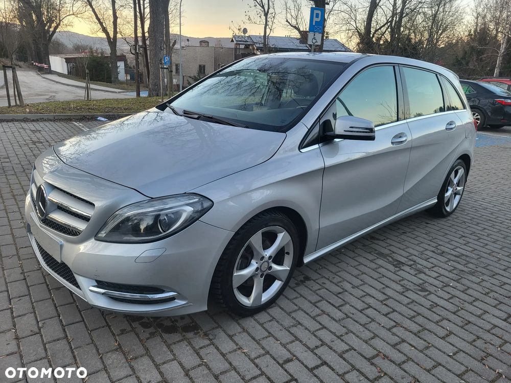 Mercedes-Benz Klasa B 180 CDI (BlueEFFICIENCY) - 3