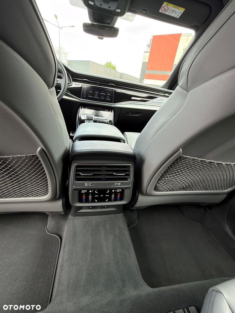 Audi SQ8 TFSI Quattro Tiptronic - 16