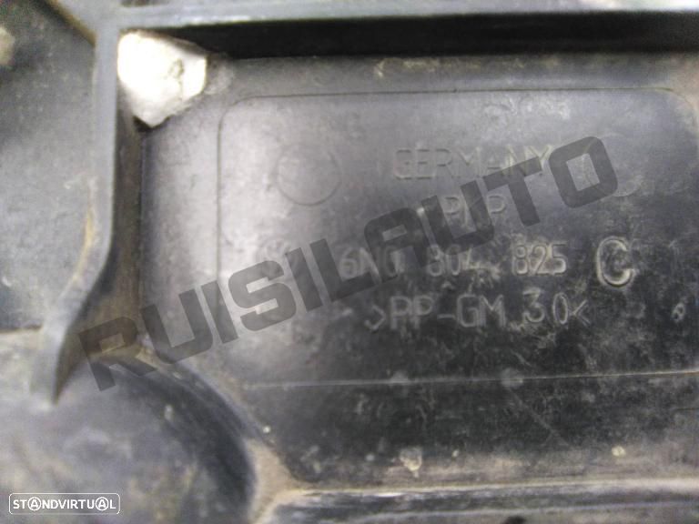 Caixa / Base Bateria 6n080_4825c Vw Polo Iii (6n) [1994_2001] 6 - 5