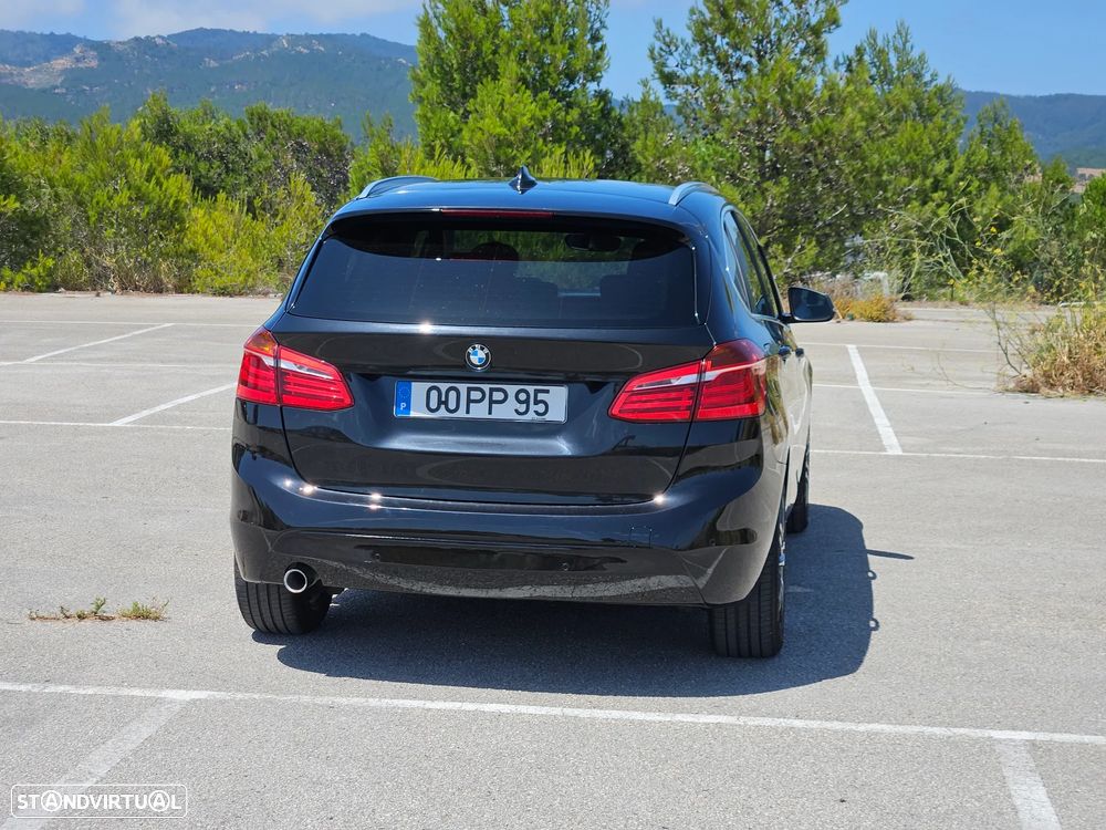 BMW 218 Active Tourer d Line Luxury - 10