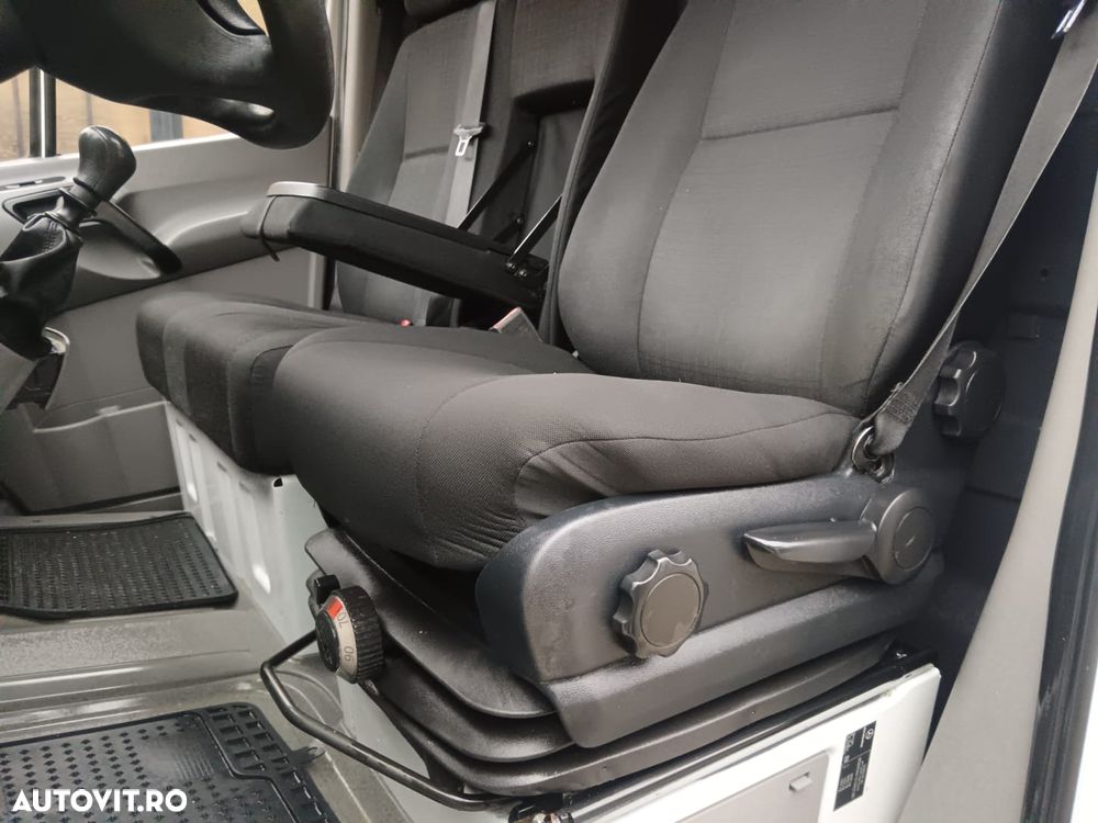 Mercedes-Benz Sprinter - 17