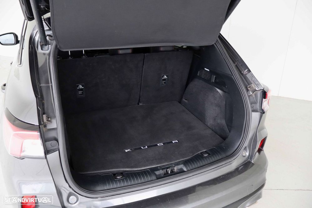 Ford Kuga 1.5 EcoBoost ST-Line X - 23