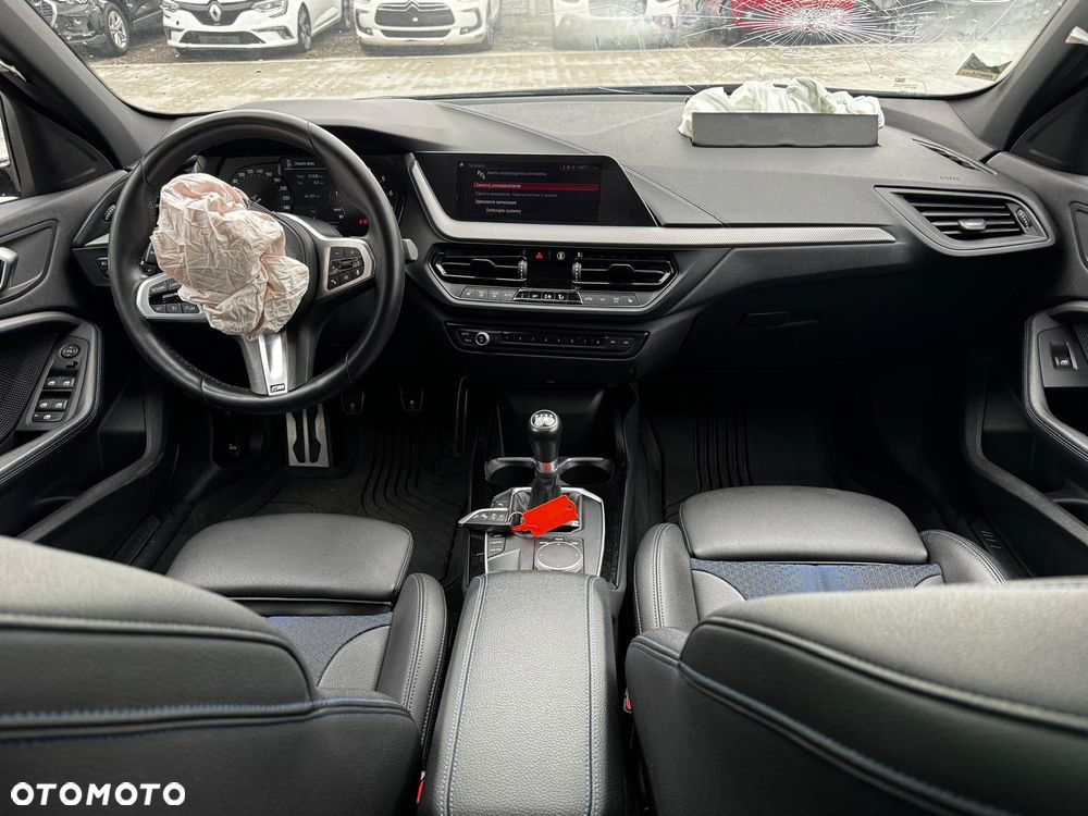 BMW Seria 1 118i GPF Sport Line Shadow - 15
