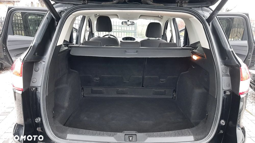 Ford Kuga 1.5 EcoBoost 2x4 Trend - 16