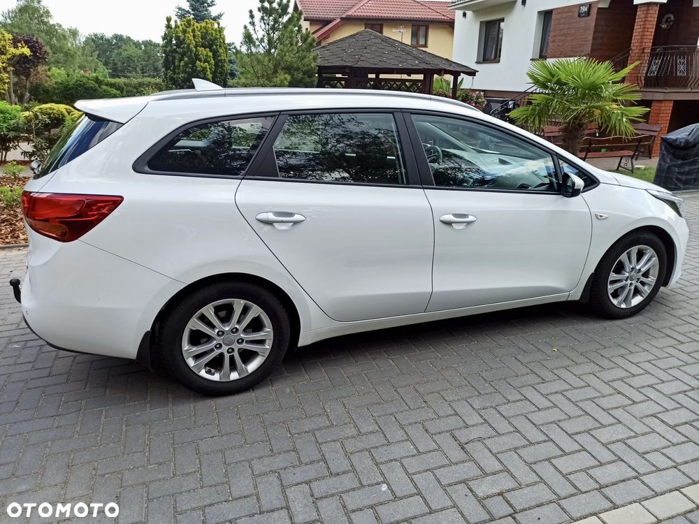 Kia Ceed 1.6 CRDi Smart Plus - 9