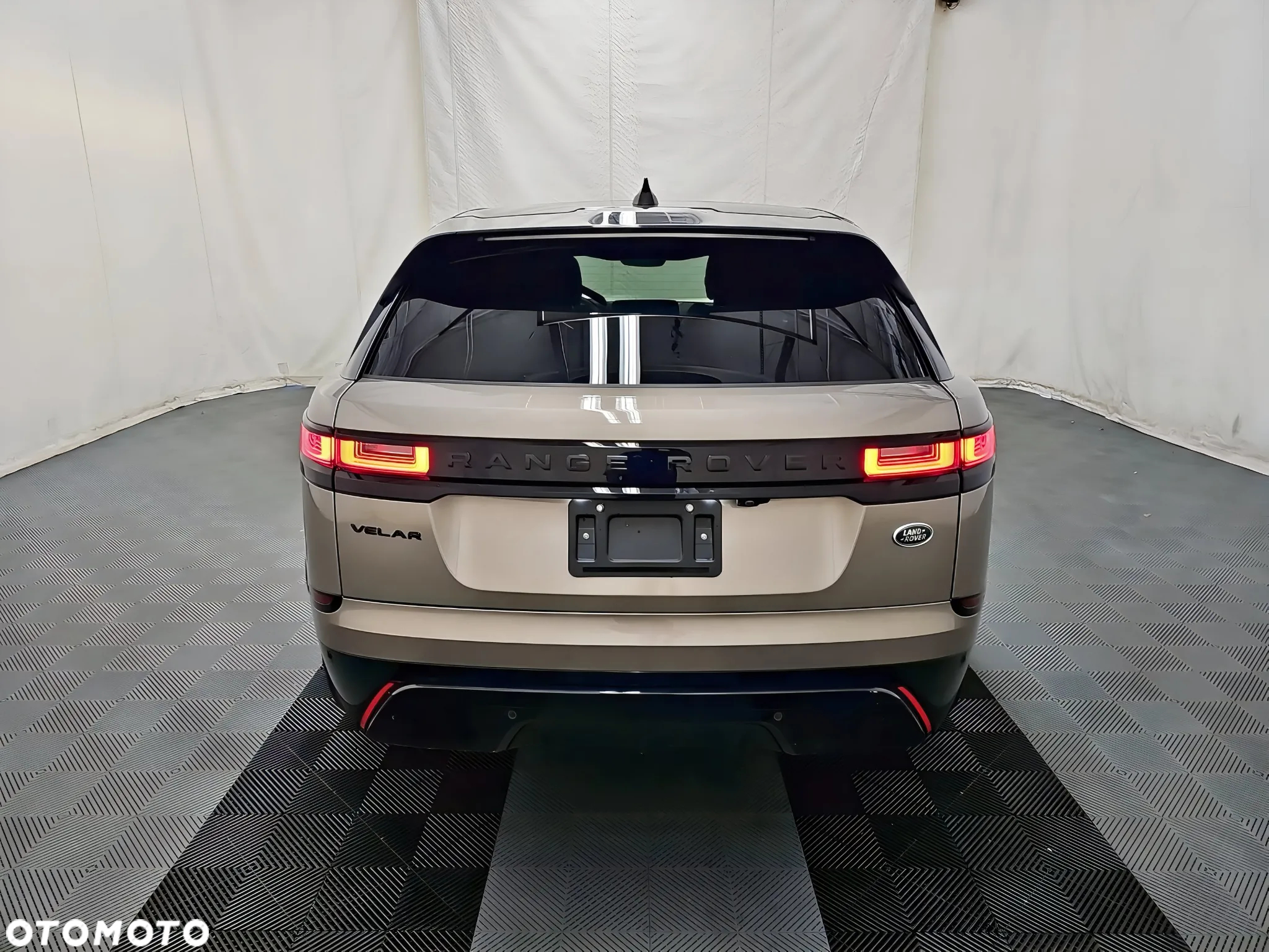 Land Rover Range Rover Velar 2.0 Si4 R-Dynamic S