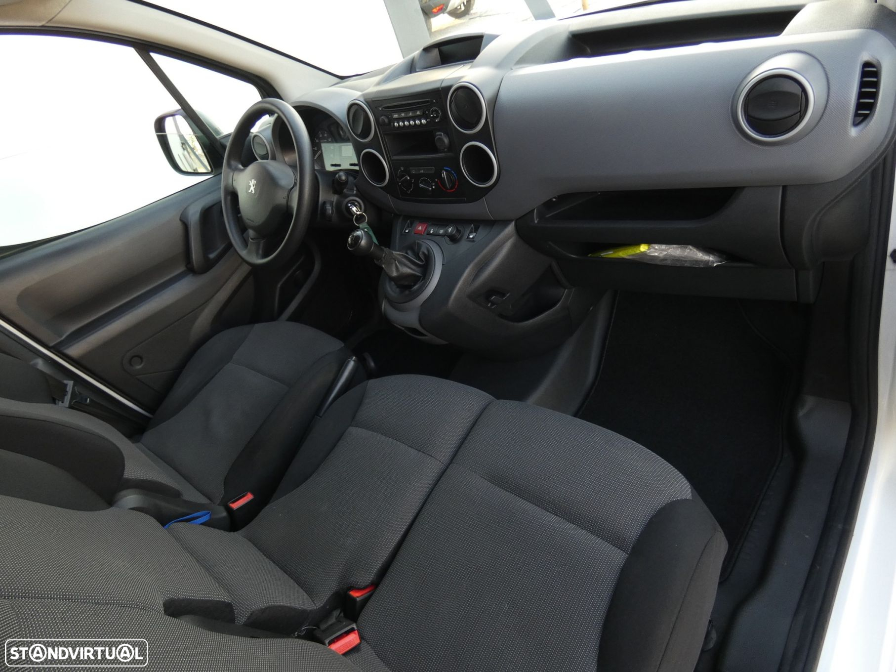 Peugeot Partner 1.6 BlueHDi L1 Premium 3L - 14