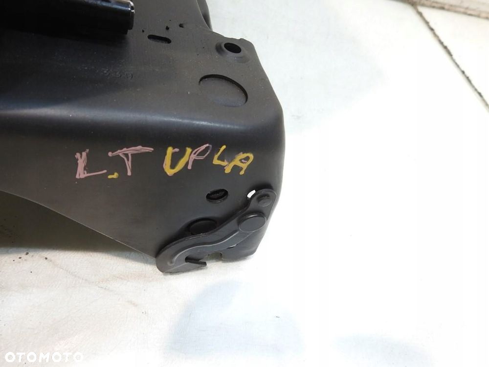 FOTEL LEWY TYŁ II RZĄD CHEVROLET UPLANDER - 2