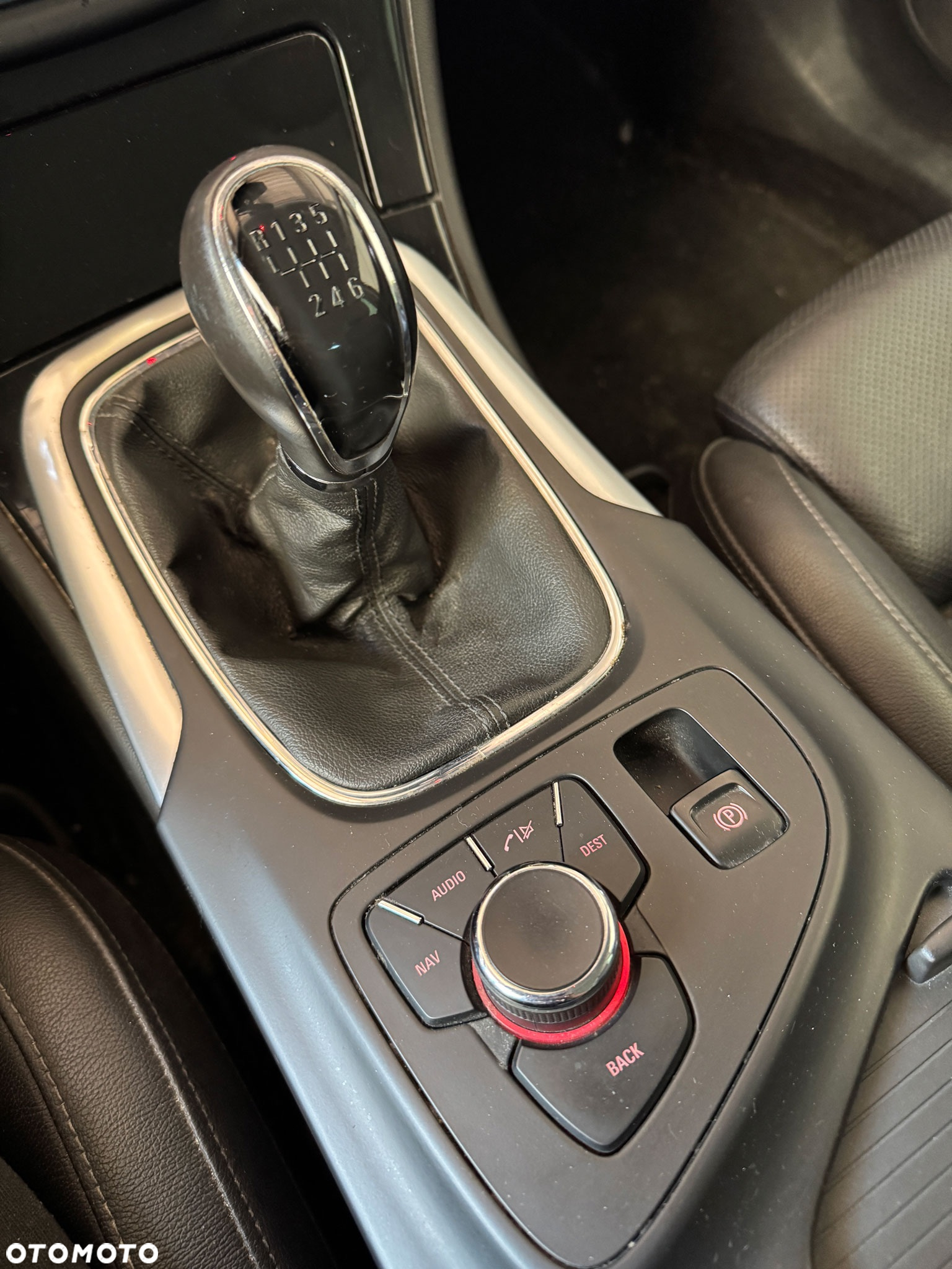 Opel Insignia 2.0 CDTI Sports Tourer Cosmo - 11