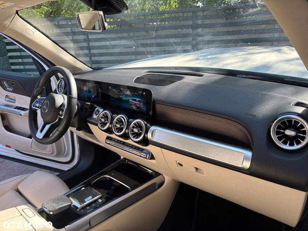 Mercedes-Benz GLB 250 4Matic 8G-DCT Special Edition - 27