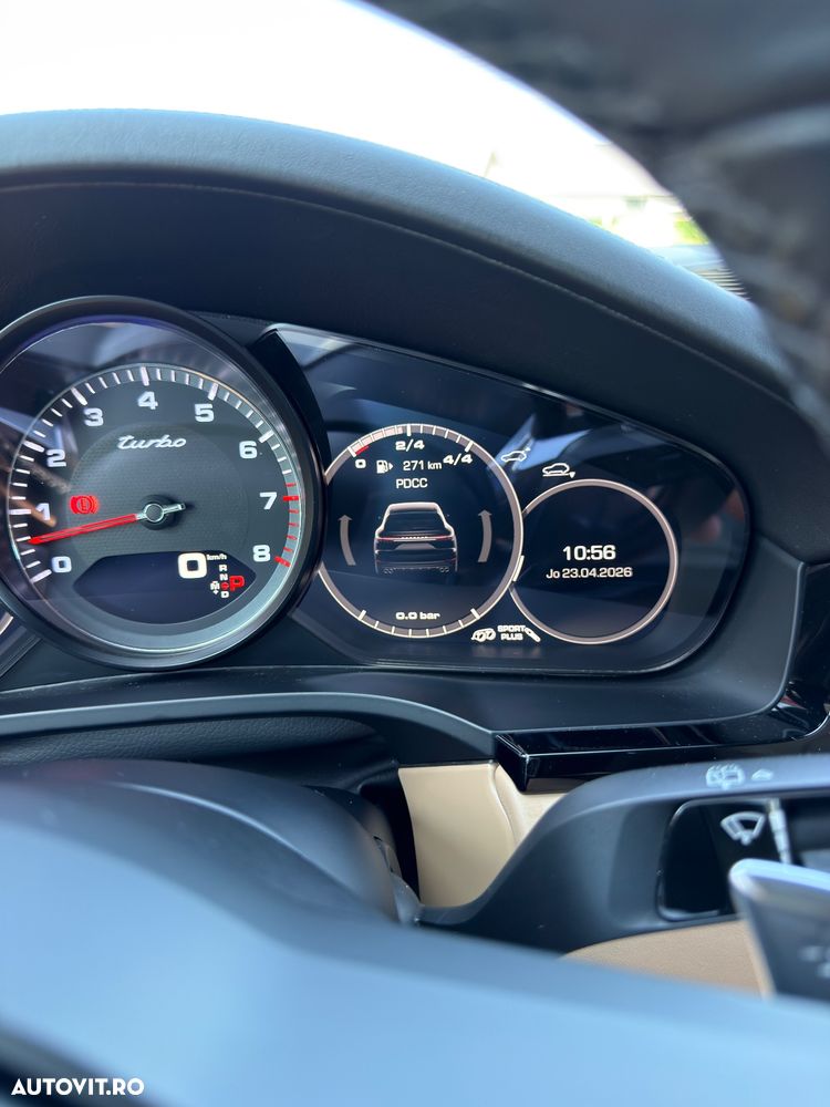 Porsche Cayenne Turbo - 11