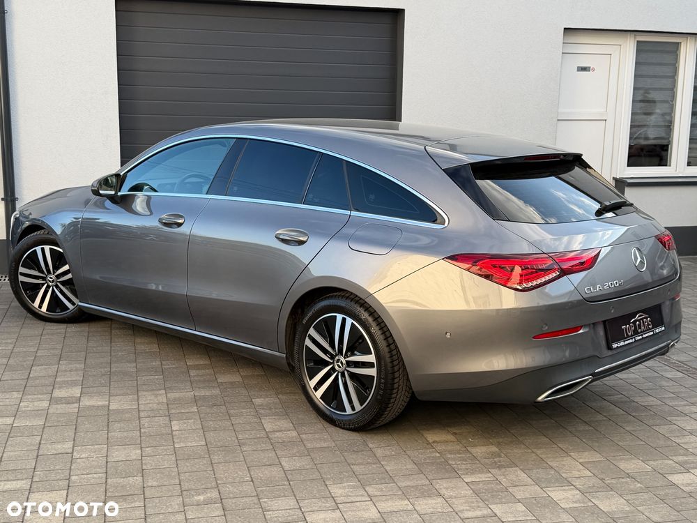 Mercedes-Benz CLA - 21